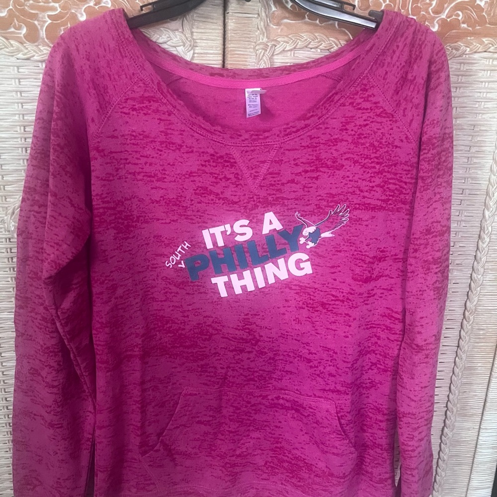 Philadelphia Eagles it’s a south Philly thing woman’s shirt size M.